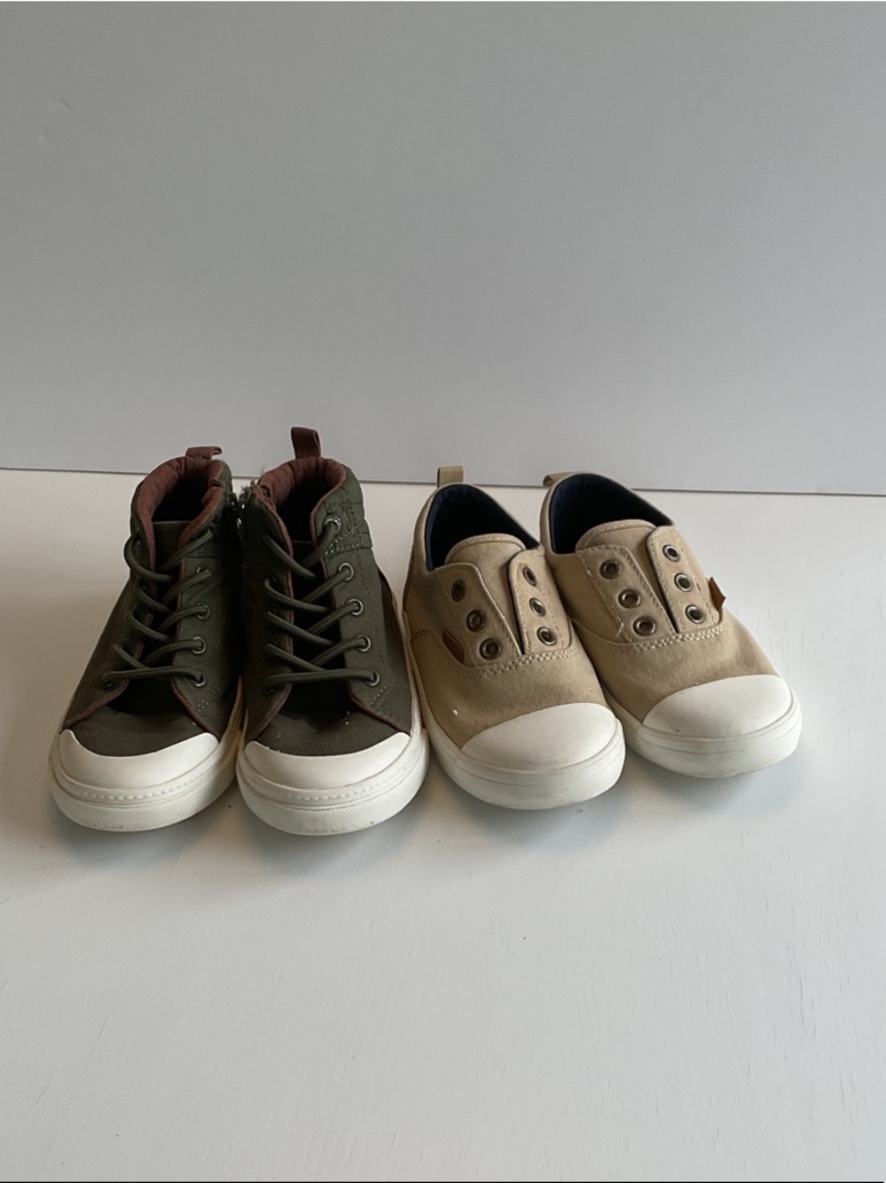 Old Navy Kids Dual-Style Sneakers in Olive Green & Beige